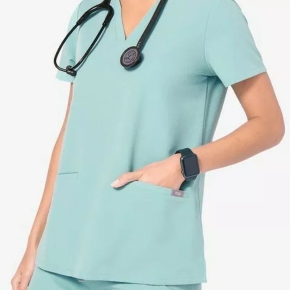 COPY - FIGS Women's Casma Sea Glass Scrub Top XXS - Picture 2 of 8